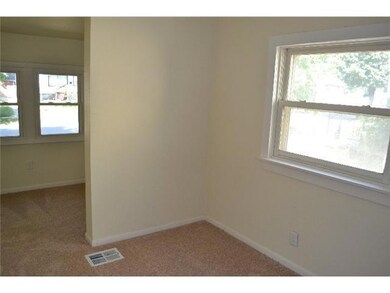 1232 Parkview St, Lansing, MI 48912 - photo 5