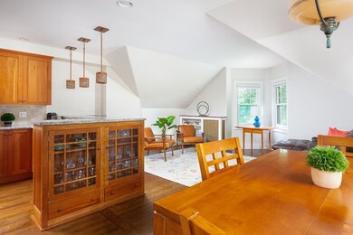 62 Cypress St unit 5, Brookline, MA 02445 - photo 3