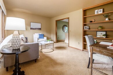 007_ 156 Ravine Circle 024-