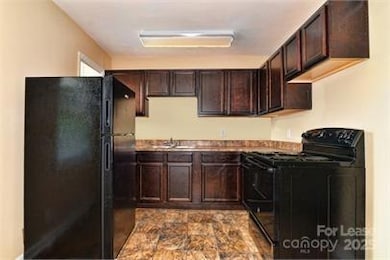 1250 Baugh St unit B, Gastonia, NC 28052 - photo 3