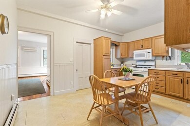 24 Hardy St, Salem, MA 01970 - photo 5