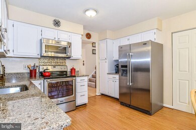 8800 Shadowlake Way, Springfield, VA 22153 - photo 7