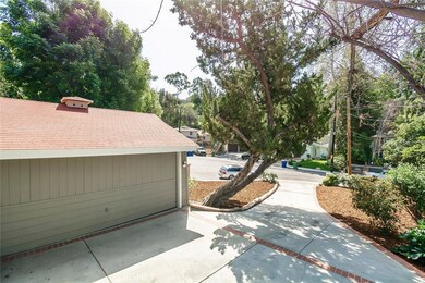 21815 San Miguel St, Woodland Hills, CA 91364 - photo 2