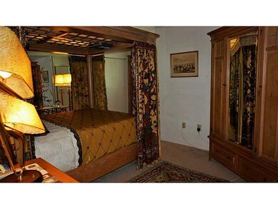 313 Chatham Cir, Warwick, RI 02886 - photo 7