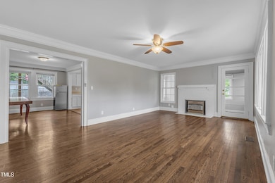 09-300 Hester St-28