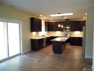 14002 Rainier View Dr SE, Yelm, WA 98597 - photo 4