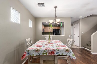 Dining 1