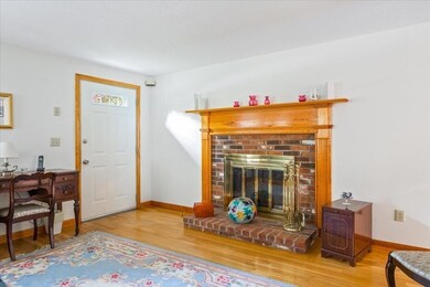 32 Main St, Carver, MA 02330 - photo 6