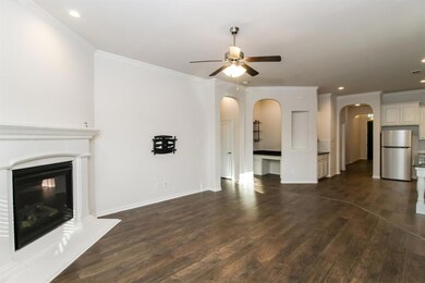 2104 Moonsail Ln, Denton, TX 76210 - photo 5