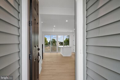 129 Seventh St, Middletown, VA 22645 - photo 3