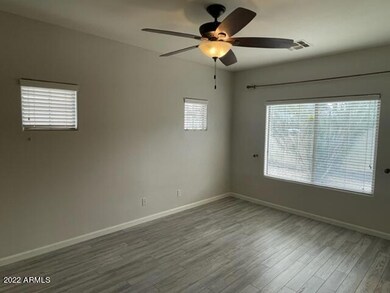 553 E San Carlos Way, Chandler, AZ 85249 - photo 5