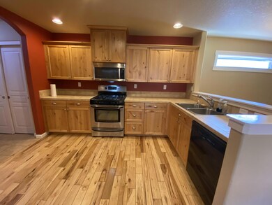 20464 Brentwood Ave, Bend, OR 97702 - photo 5