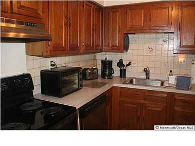 503 Wellington Place, Matawan, NJ 07747 - photo 2