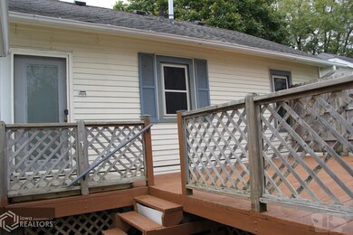 612 S 3rd Ave W, Newton, IA 50208 - photo 5