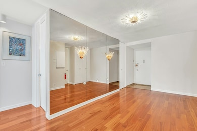 The Galaxy Towers unit 38G, Guttenberg, NJ 07093 - photo 2