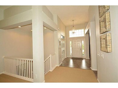 12729 Desplaines Dr, Fishers, IN 46037 - photo 2