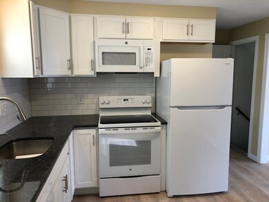 52 Biddle St unit 1, Springfield, MA 01129 - photo 6