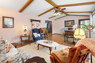 1326 E 7th St, Pella, IA 50219 - photo 3