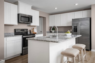02 kitchen
