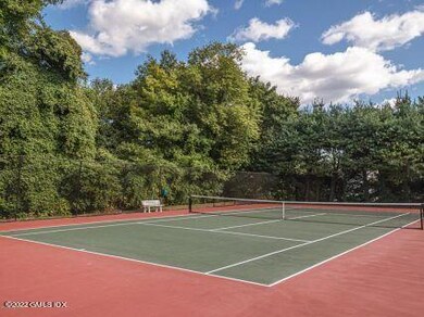 122 Greenwich Hills Dr, Greenwich, CT 06831 - photo 3