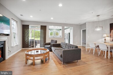 13870 Greendale Dr, Woodbridge, VA 22191 - photo 5