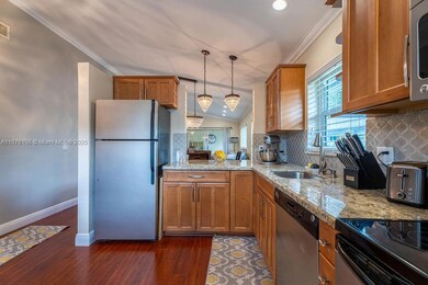 8957 Meadowlark Way unit D, Boca Raton, FL 33496 - photo 5