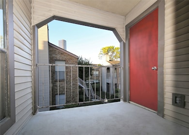 2025 Augusta Dr unit 306, Houston, TX 77057 - photo 5