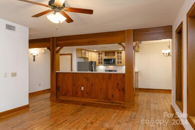 180 Creekside Way unit E-102, Burnsville, NC 28714 - photo 7