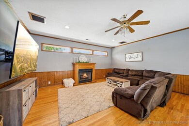 3235 W 53rd St, Tulsa, OK 74107 - photo 7