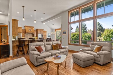 19465 Golden Meadow Loop, Bend, OR 97702 - photo 5