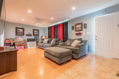 6275 Holiday Ave, Rosamond, CA 93560 - photo 3