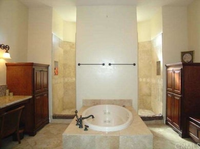 Huge jacuzzi tub and double walk-in shower!