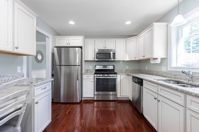 19 Furnival Rd, Nashua, NH 03064 - photo 7