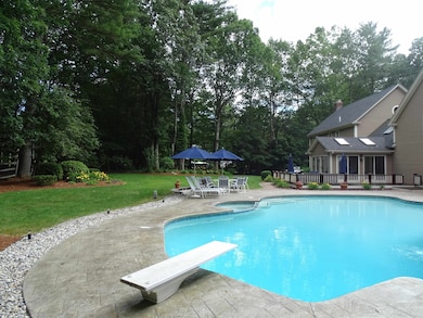 18 Hawthorne Rd, Windham, NH 03087 - photo 2