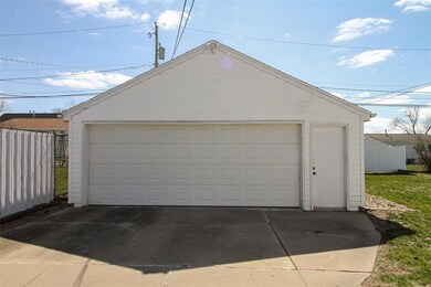 Heated oversized 2 car