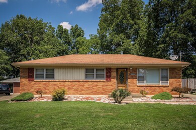 6015 Applegate Ln, Louisville, KY 40219 - photo 2