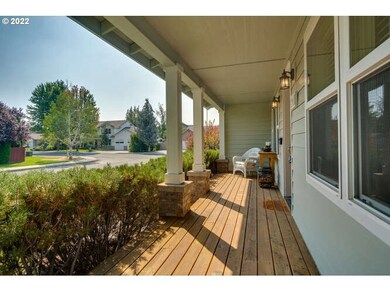 2906 NE Laurel Oak Dr, Bend, OR 97701 - photo 5