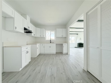 405 S Bradfield Ave, Compton, CA 90221 - photo 2