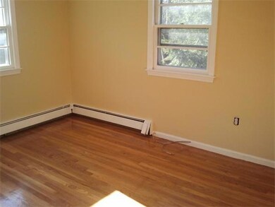 15 Raymond Rd unit none, Burlington, MA 01803 - photo 2