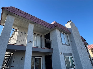 6942 Appleton Dr unit 3, Las Vegas, NV 89156 - photo 2