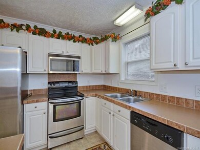 200 Rabbit Hop Dr, Burnsville, NC 28714 - photo 7