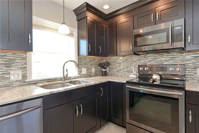 326 Grandview Ave, Woonsocket, RI 02895 - photo 5