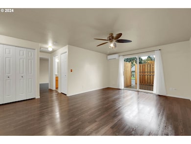 972 W L St unit 3, Springfield, OR 97477 - photo 6