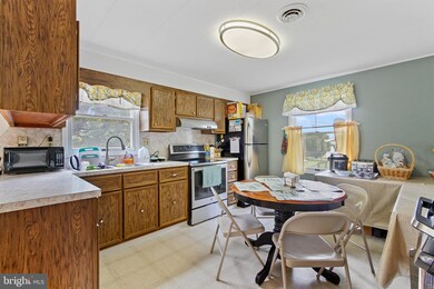 308 Reservoir Ave, Waynesboro, PA 17268 - photo 5