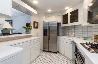 Sargent Estates unit 503, Brookline, MA 02445 - photo 2