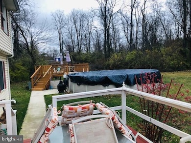 17 Chenoweth Dr, Bunker Hill, WV 25413 - photo 7