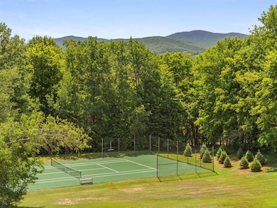53 Horizons Ln unit 2, Stowe, VT 05672 - photo 2