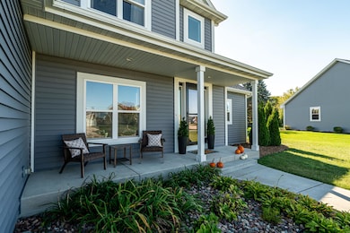 N45W22742 Charlotte Way, Pewaukee, WI 53072 - photo 4