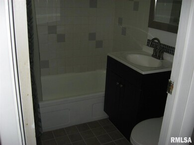 3816 28th St, Rock Island, IL 61201 - photo 7