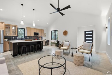 516 Lake St, Lawrence, KS 66044 - photo 6